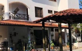 Hotel Perolas Beach